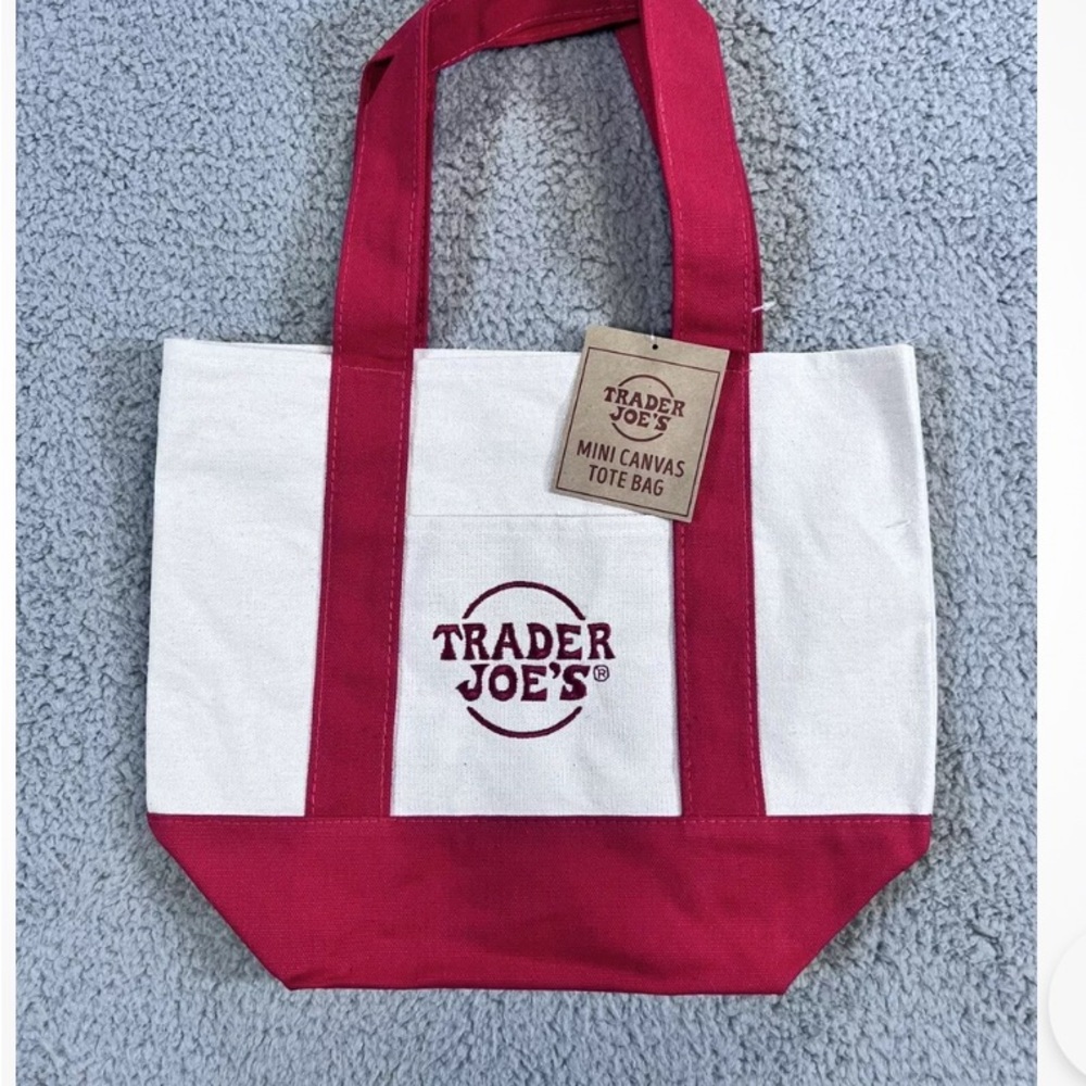 Stylish Red and White Tote Bag with Durable Canvas